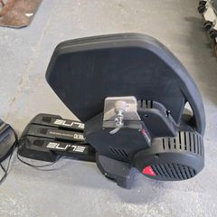 Elite direto trainer.