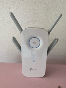 TP Link RE650 Range Extender
