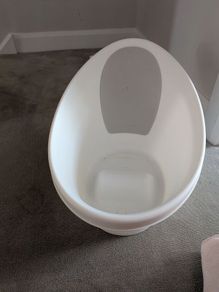 Snuggle baby bath