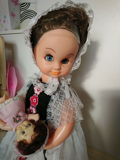 musical doll