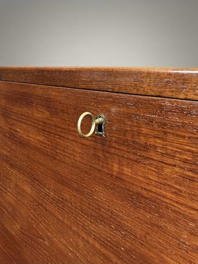 Early Borge Mogensen Model 145 Bureau in Teak and Oak