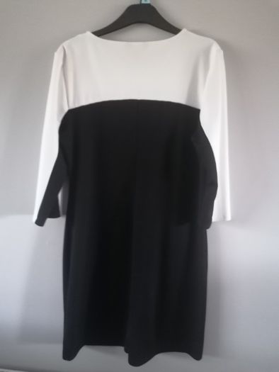 Lipsy Black and White dress. Size 14.