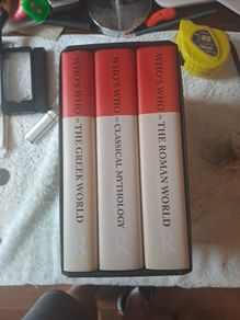 Who's who in classical Mythology books