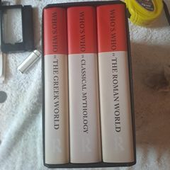 Who's who in classical Mythology books