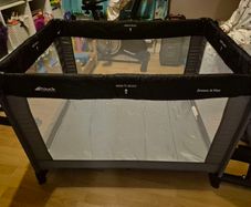 travel cot