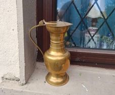 Large brass jug postage possible