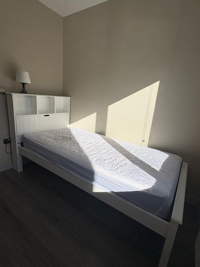 single size bedframe