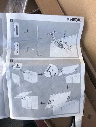 Flap fitting hinges