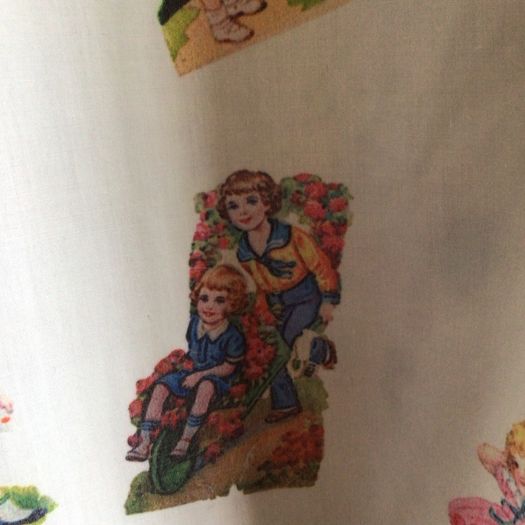Rascals Men's Funky Vintage print Shirt XL BNWTS ( small mark ) includes postage