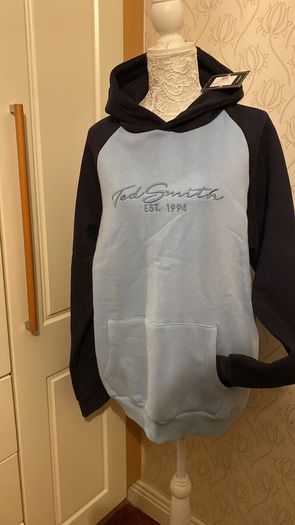 Hoodie Ted Smith