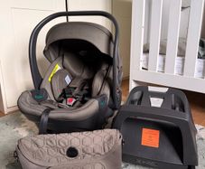 Egg 2 Car Seat & Base from Newborn to 15 months