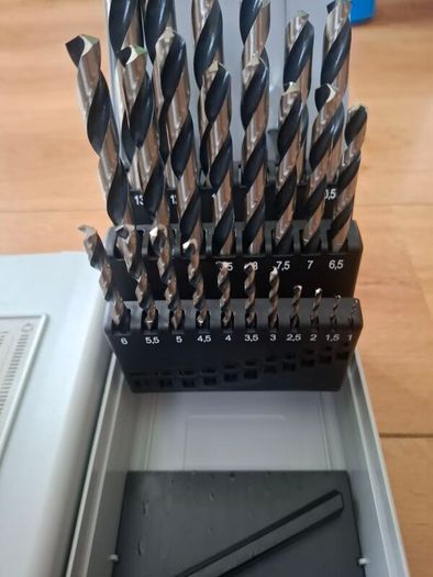Bosch Professional 25-Piece HSS PointTeQ Twist Drill Bit Set