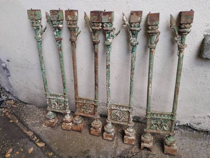 Set of 8 matching Victorian Altar Rail Balusters.