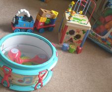 toys