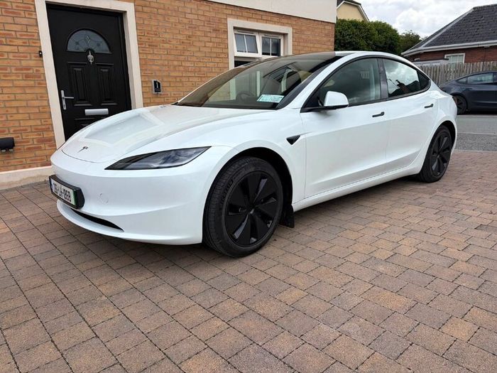 Tesla Model 3 2026