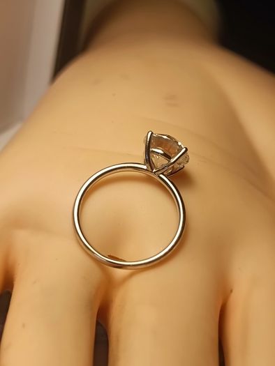 18ct White Gold 3 ct Lab Diamond Solitaire Ring