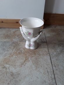 ceramic flower pot