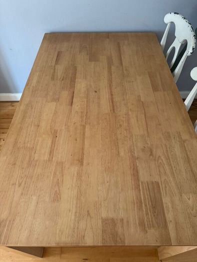 Oak dinner table