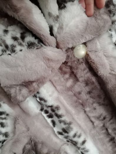 Brand new with tags Authentic Dennis Basso Reversible fur coat