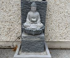 garden fountain with light still for sale due to time waiters