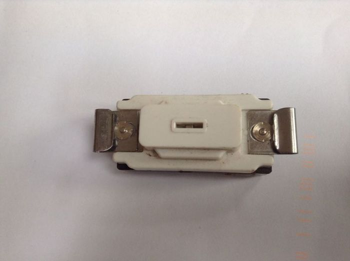 Mk Key Grid Switch, 20amp 2 Way