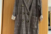 ZARA woman light