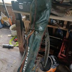 Dunlop Golf bag & mixed clubs