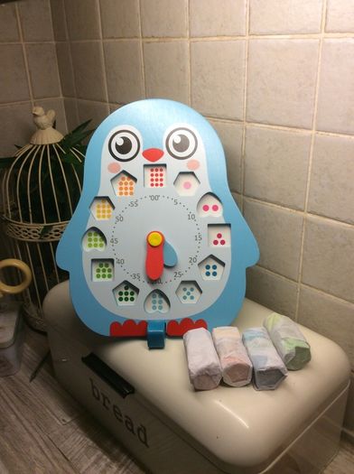 childs clock