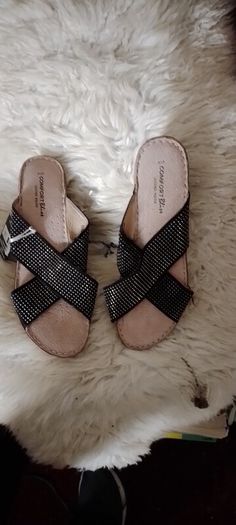 glamourous sandals size 41. And 42