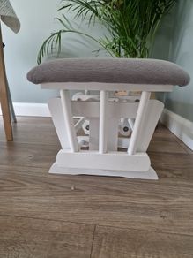 Rocking foot stool