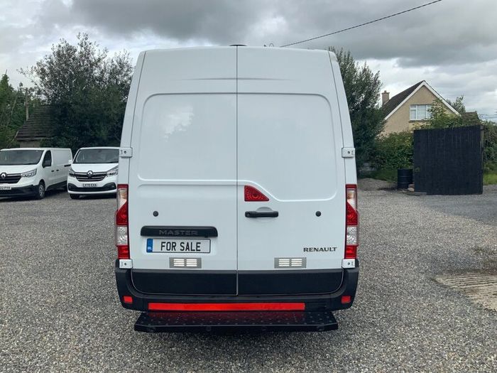 Renault Master MM35 Dci 135b( 1 Yr Warranty )