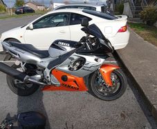 Yamaha yzf 600