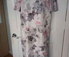 Gorgeous Jacques Vert Floral Dress in Size 14