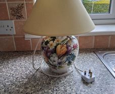Table lamp