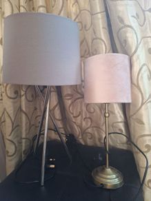 2 lamps