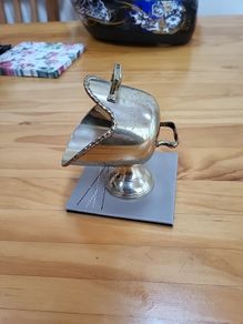 Sugar scuttle vintage