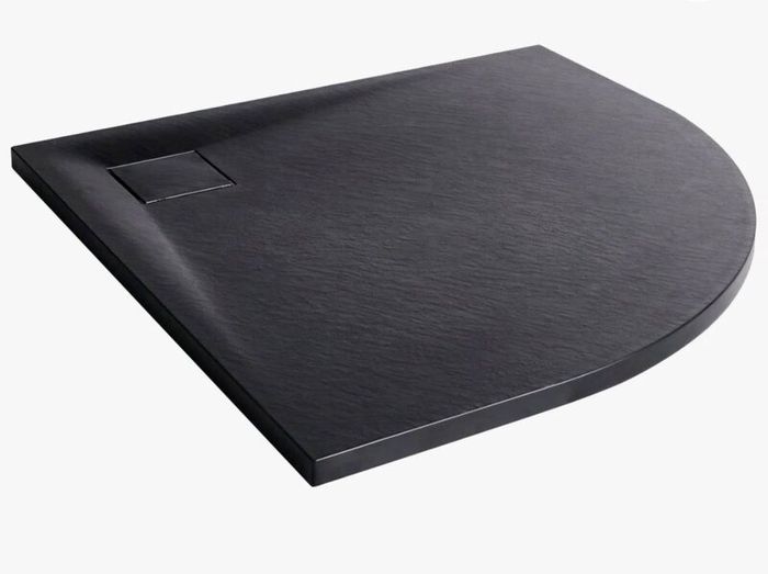 Low profile shower tray