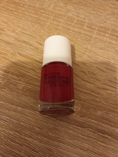 Nails inc red nail polish