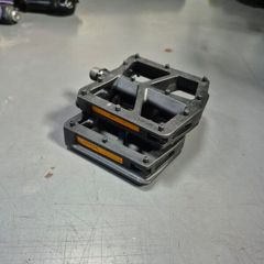 Union bike pedals
