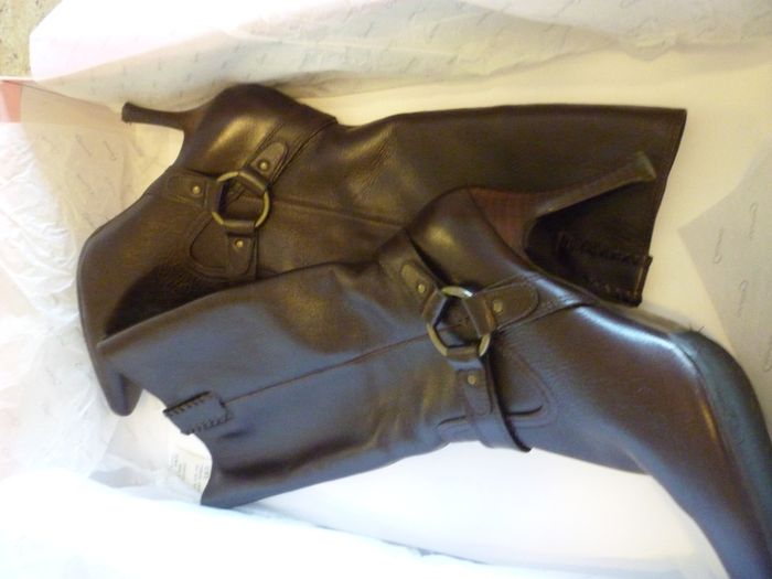 Gionni rustic brown leather boots Size Uk 6 Eu 39 with original box Immaculate. Euro 125 new
