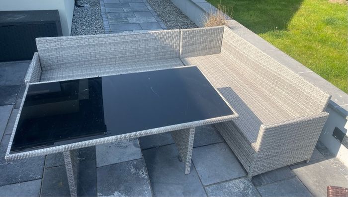 Stunning Sturdy Rattan L Shaped Garden Patio Seating & Table Set - Can Organise Delivery