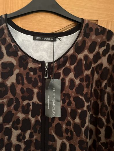 Unworn New Betty Barclay Size 18 Cardigan/jacket with zip up front