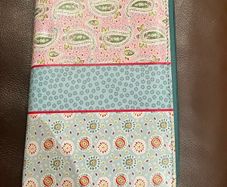 Carolyn Donnelly purse or wallet
