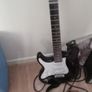 lefthand electric guitar and 20 watts amp Image 8