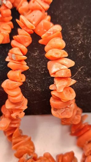 Vintage coral necklace