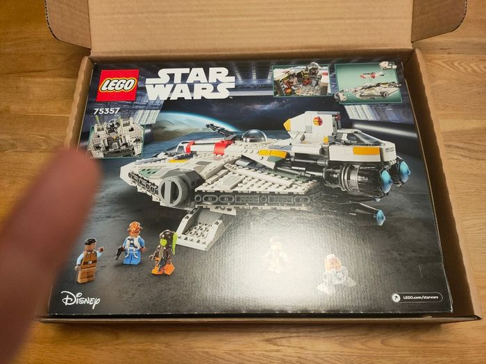 75357 LEGO Star Wars Ahsoka Ghost & Phantom II