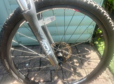 Ladies Carrera Mountain Bike with suspension.