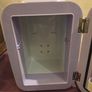 Yashe Hot and Cold Mini Fridge - Drinks, Skincare, Medicine Image 2