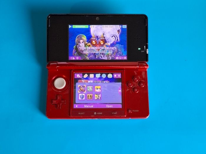 3DS Metallic Red