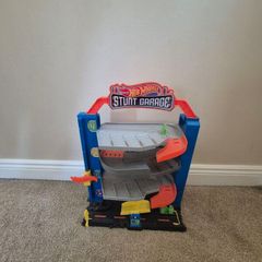 hot wheels stunt garage